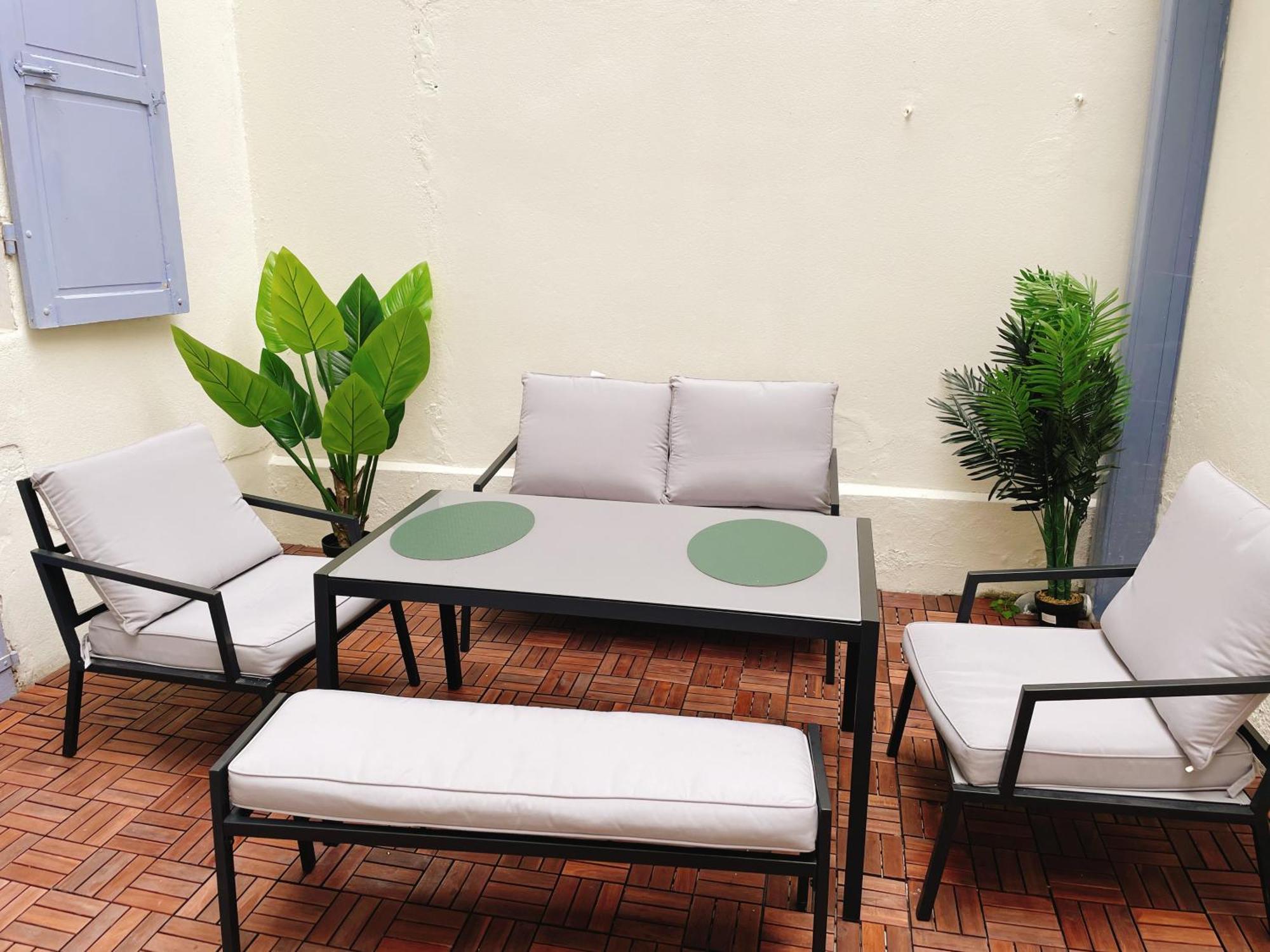 Muguette - Coeur De Vichy- Rdc-veranda Sur La Terrasse Appartement Vichy